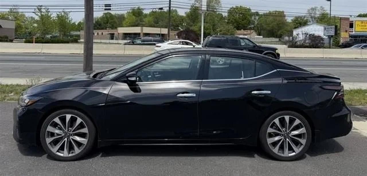 Nissan Maxima Platinum CVT 2023