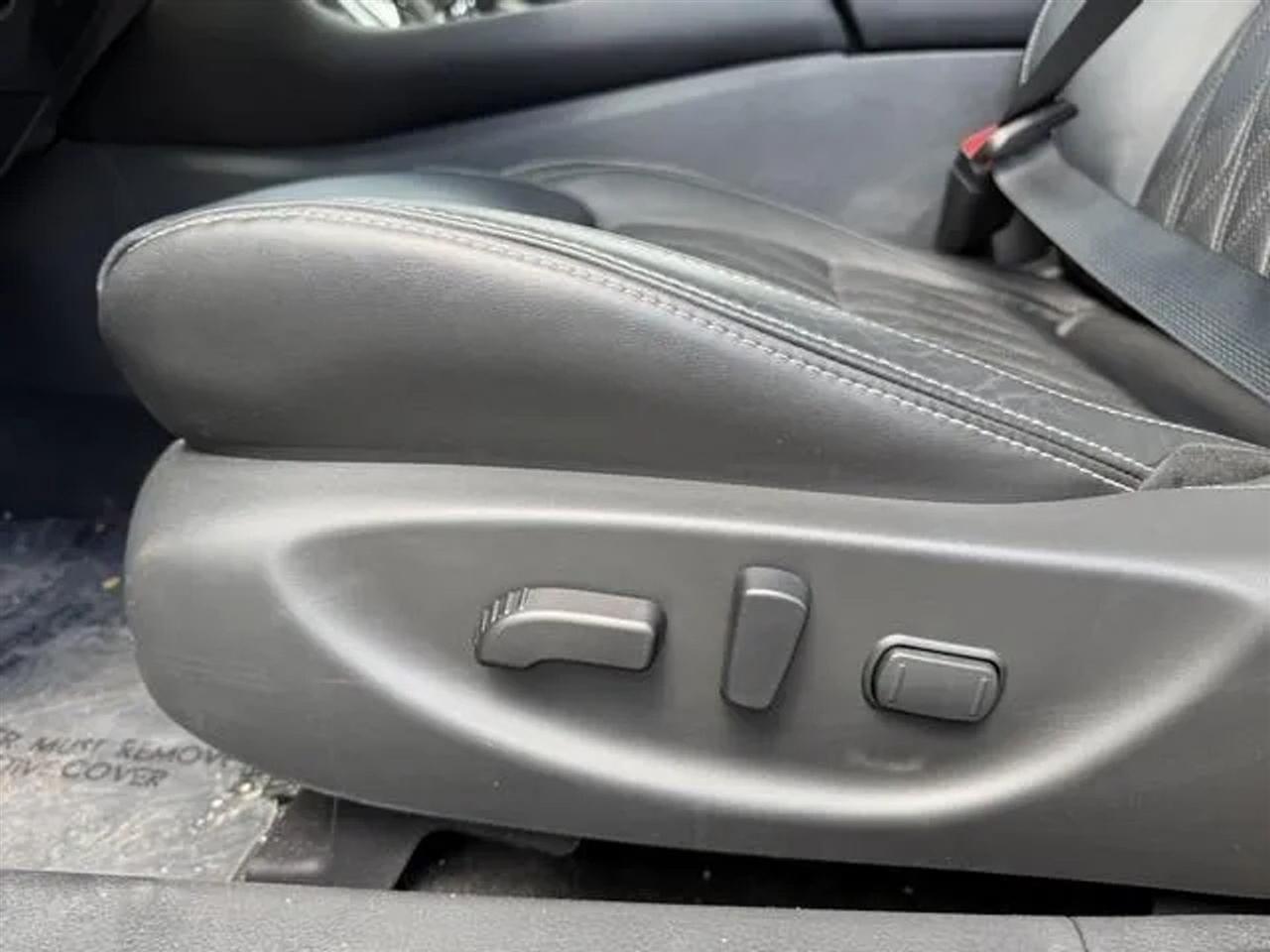 Nissan Maxima Platinum CVT 2023