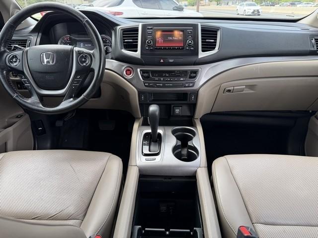 Honda Ridgeline RTL 4x4 Crew Cab 5.3' Bed 2017