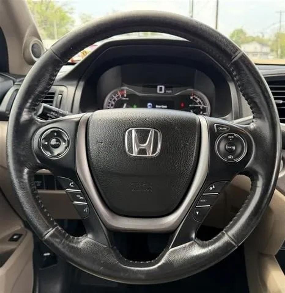 Honda Ridgeline RTL 4x4 Crew Cab 5.3' Bed 2017