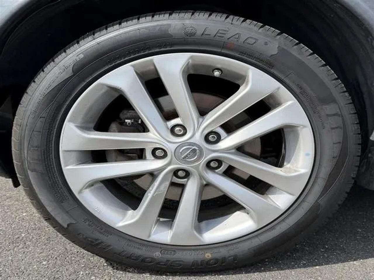 Nissan Juke 5dr Wgn CVT SL AWD 2013