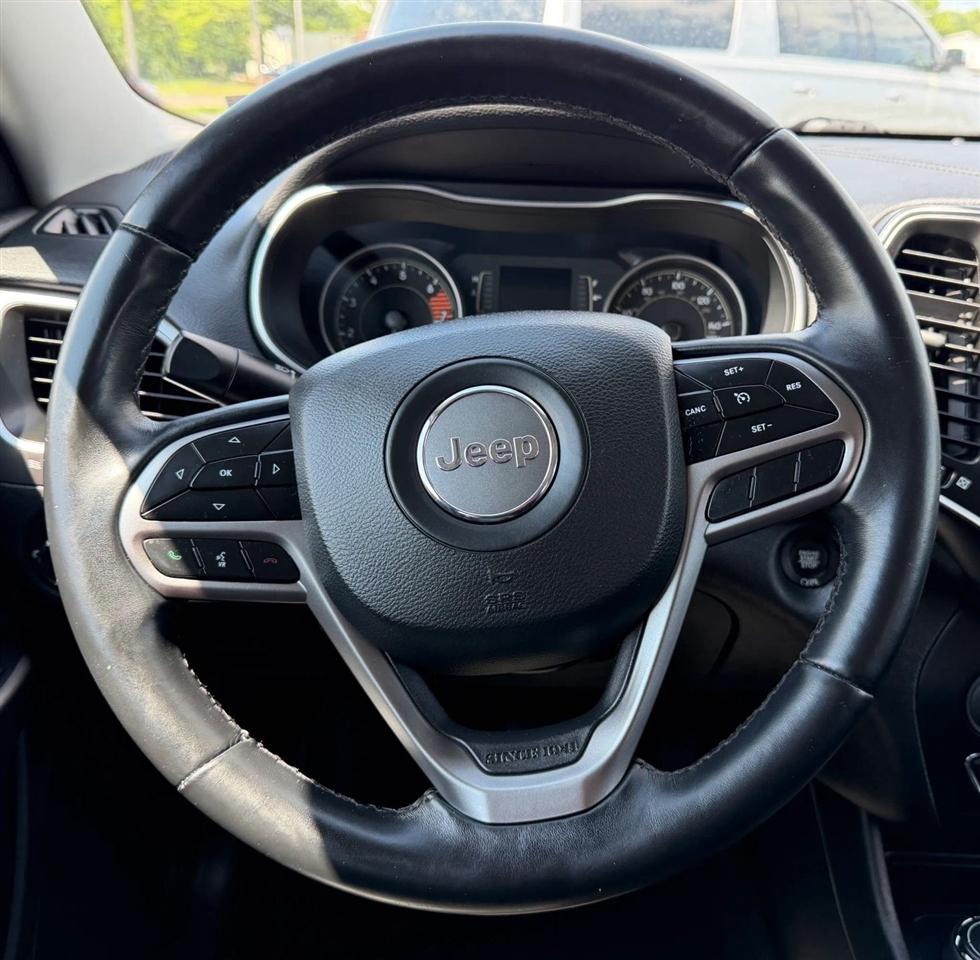 Jeep Cherokee Latitude Plus 4x4 2019