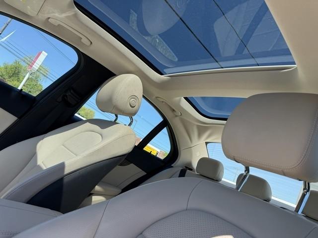 Mercedes-Benz C-Class C 300 4MATIC Sedan 2017