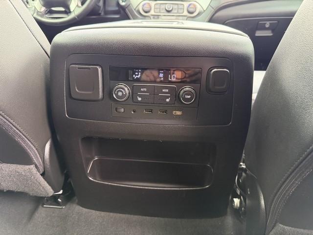 Chevrolet Suburban 4WD 4dr 1500 Premier 2019