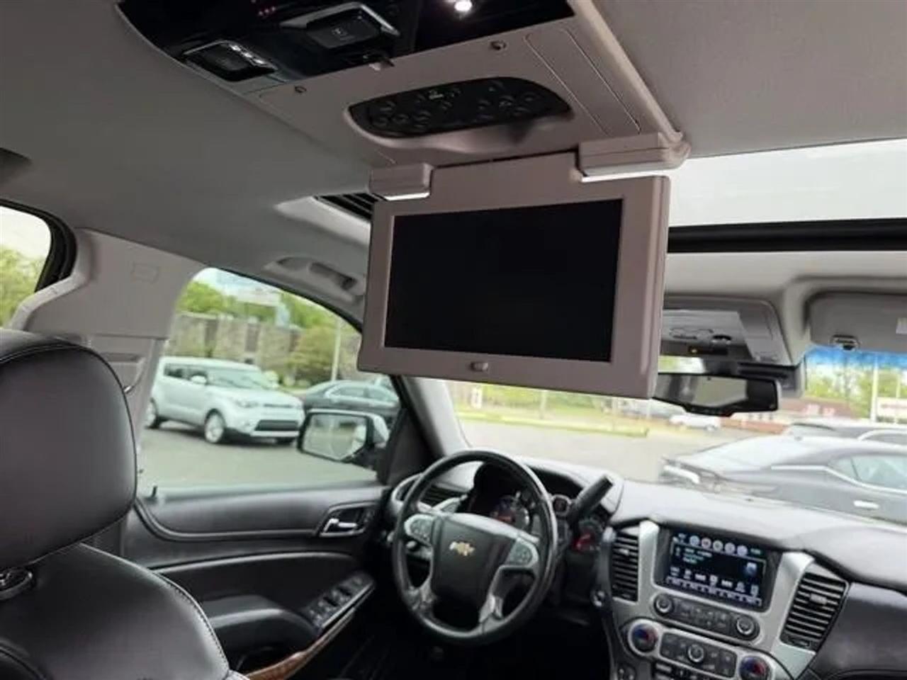 Chevrolet Suburban 4WD 4dr 1500 Premier 2019
