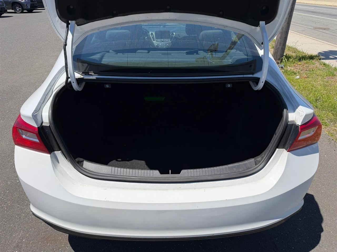 Chevrolet Malibu 4dr Sdn 1LT 2023