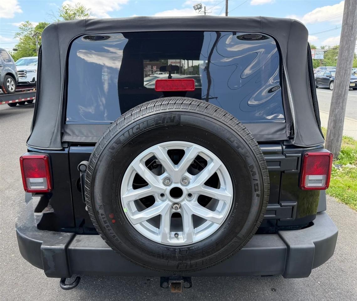 Jeep Wrangler 4WD 2dr Sport 2010