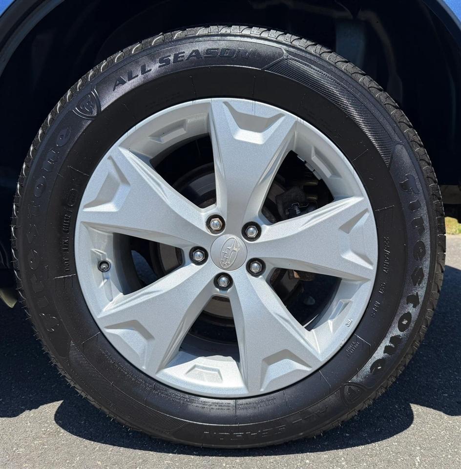 Subaru Forester 4dr CVT 2.5i PZEV 2016