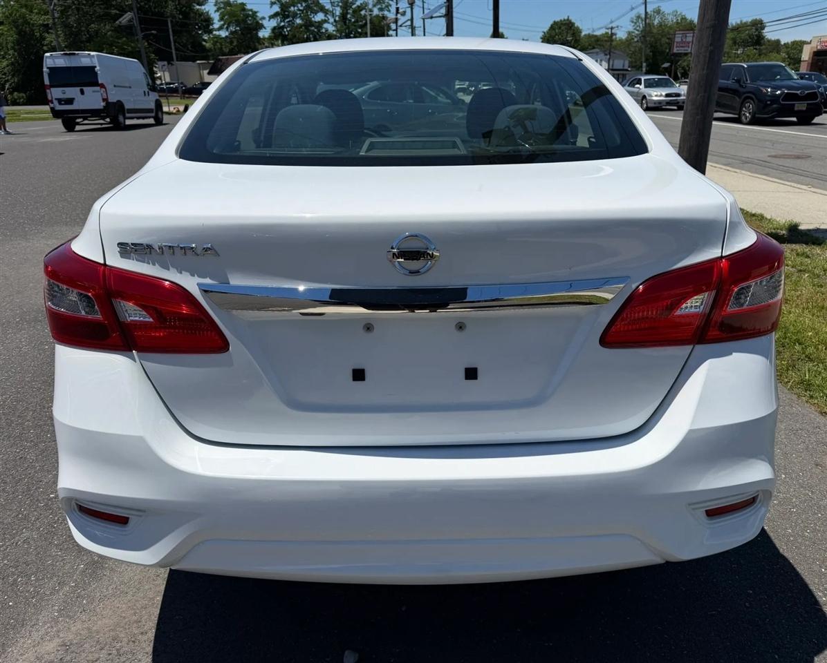 Nissan Sentra S CVT 2019