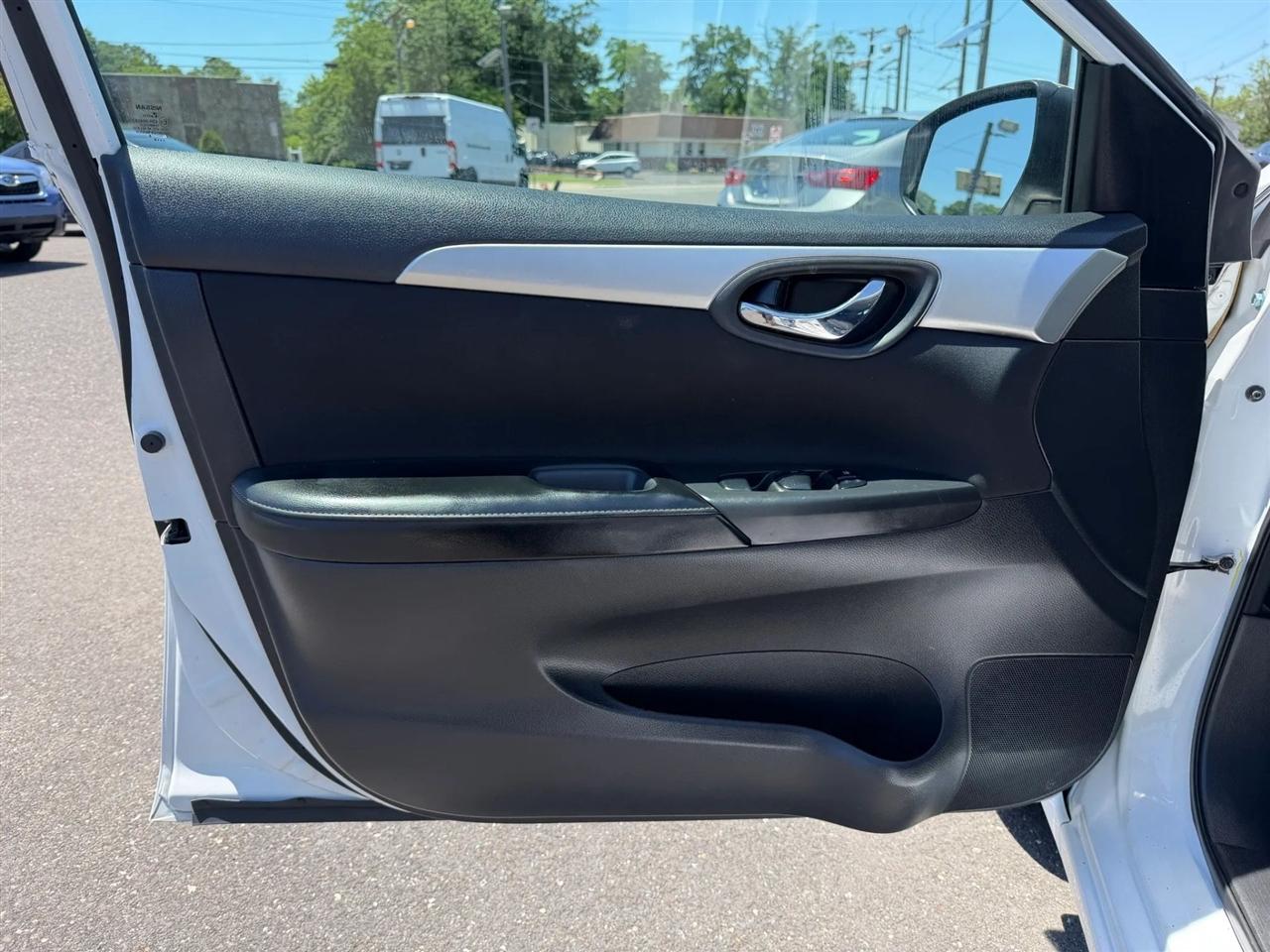 Nissan Sentra S CVT 2019