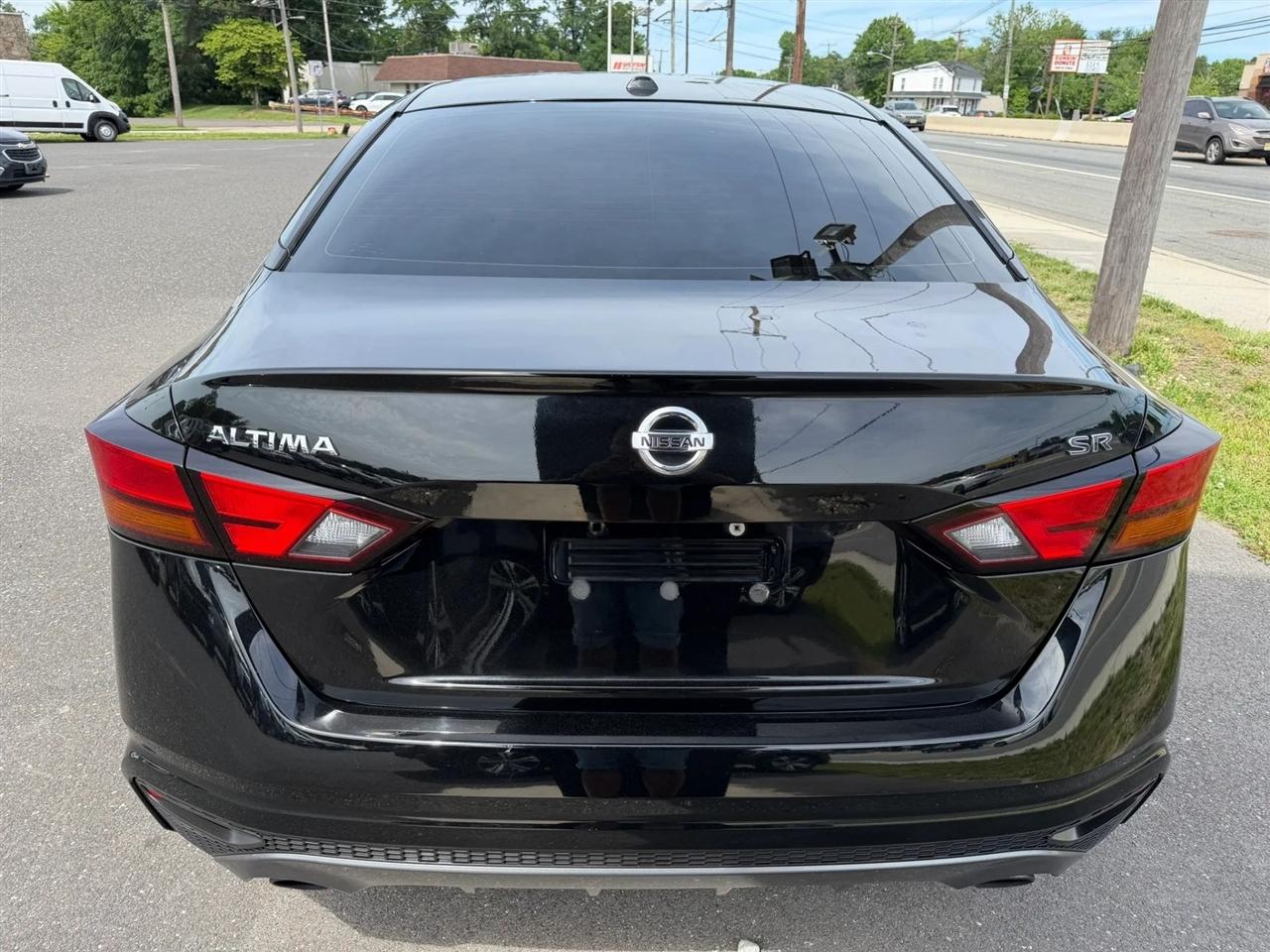 Nissan Altima 2.5 SR Sedan 2019