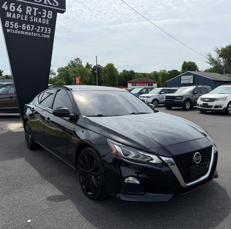Nissan Altima 2.5 SR Sedan 2019