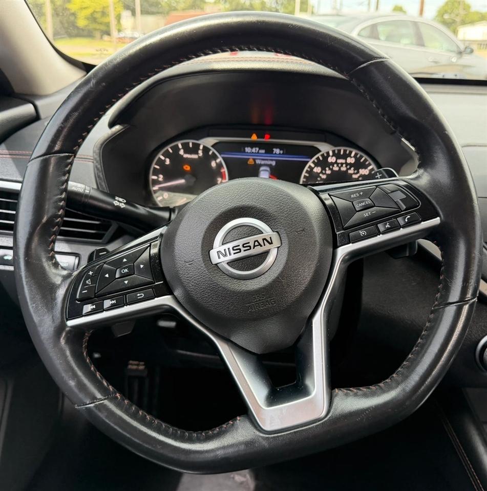 Nissan Altima 2.5 SR Sedan 2019