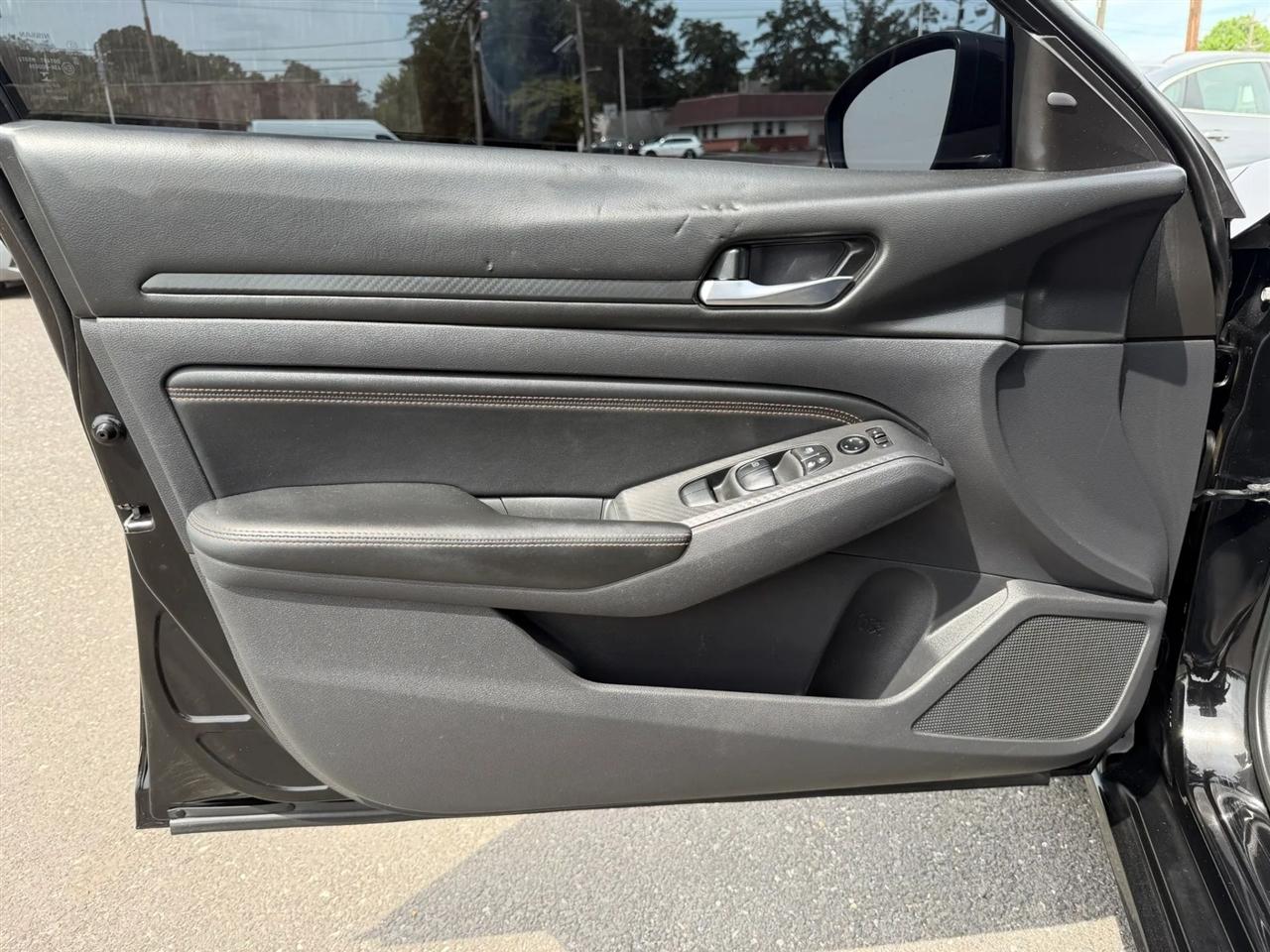 Nissan Altima 2.5 SR Sedan 2019