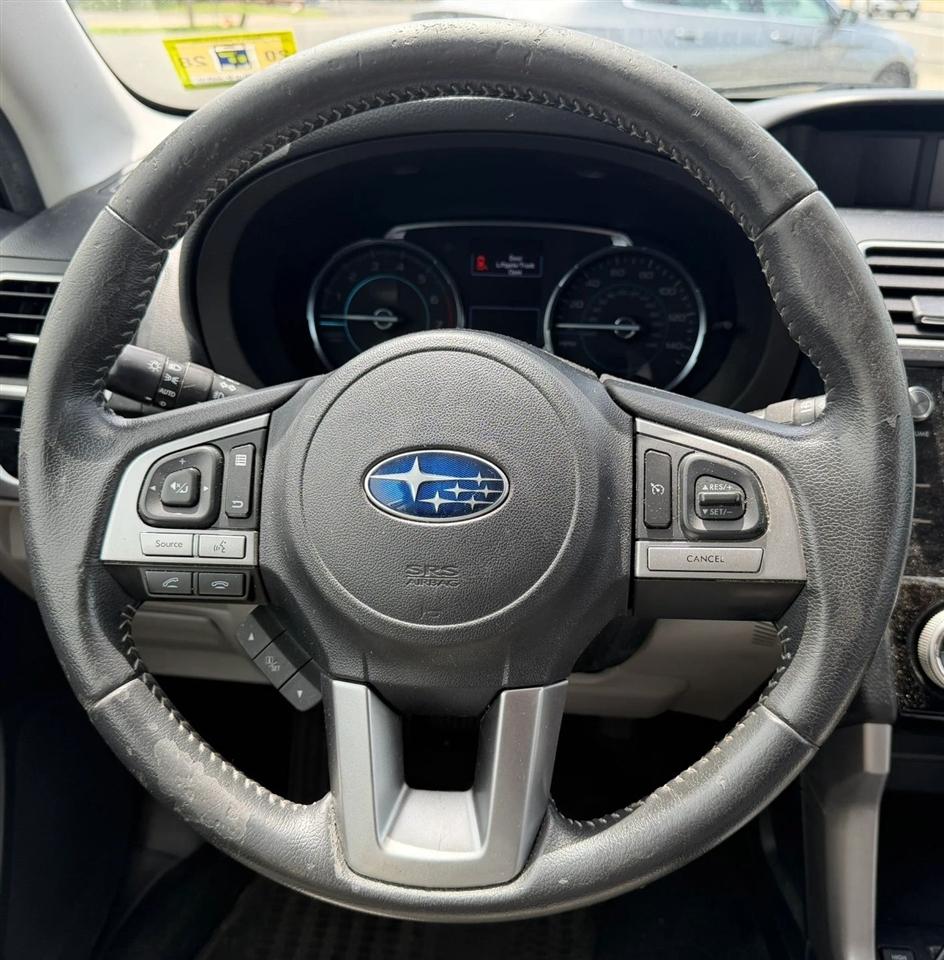 Subaru Forester 2.5i Limited CVT 2017