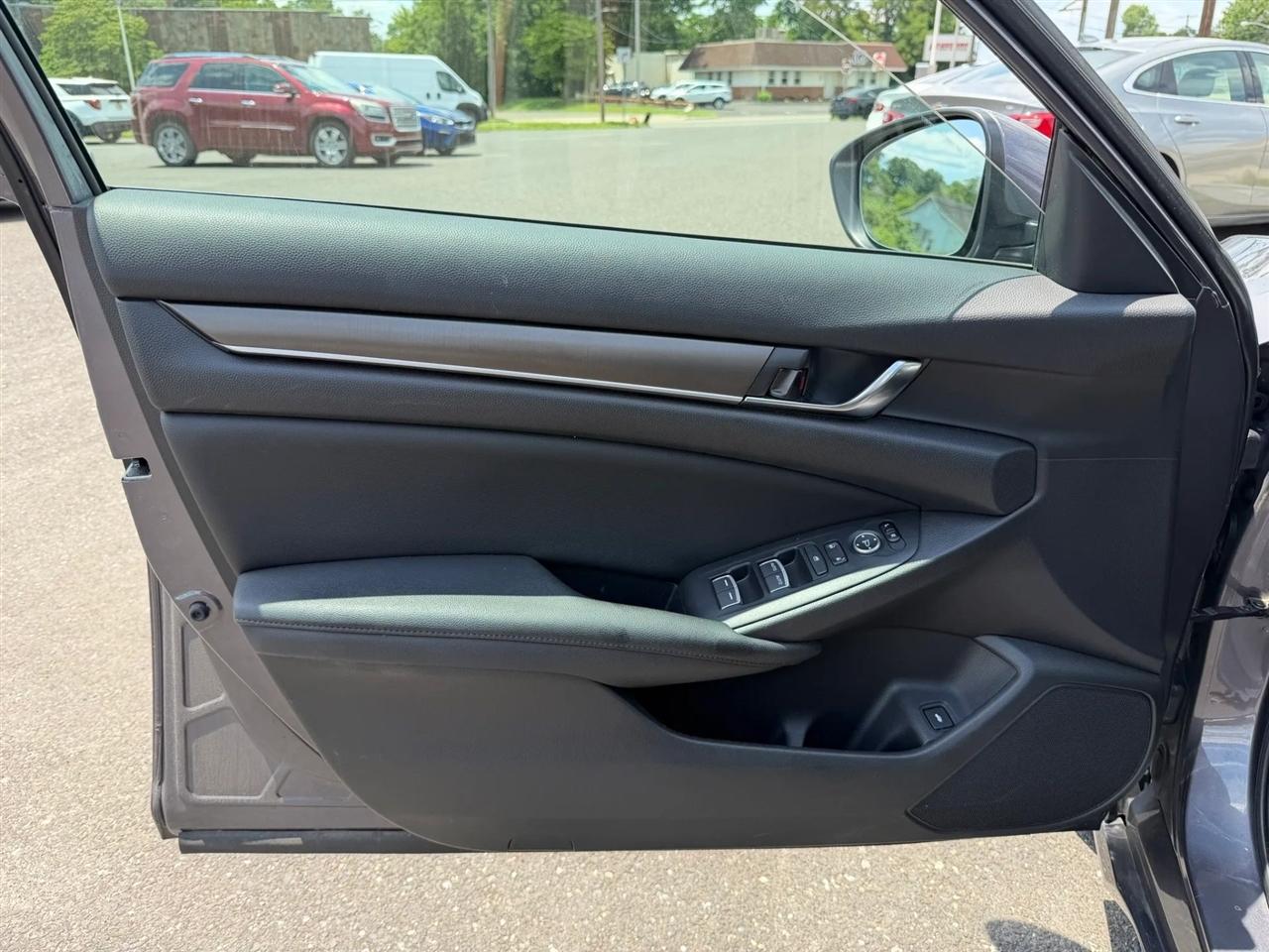 Honda Accord Sedan LX 1.5T CVT 2019