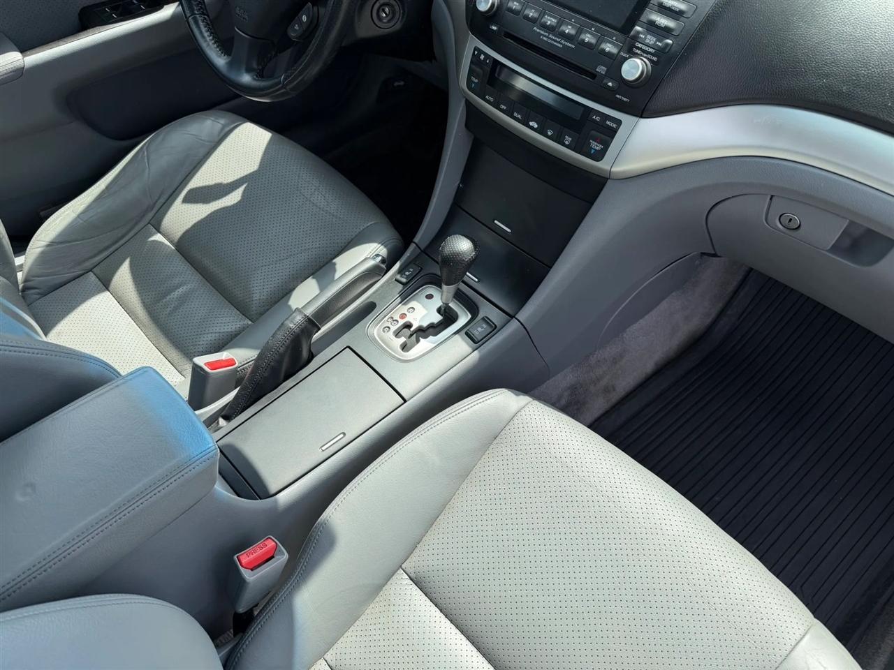 Acura TSX 4dr Sdn Auto 2008