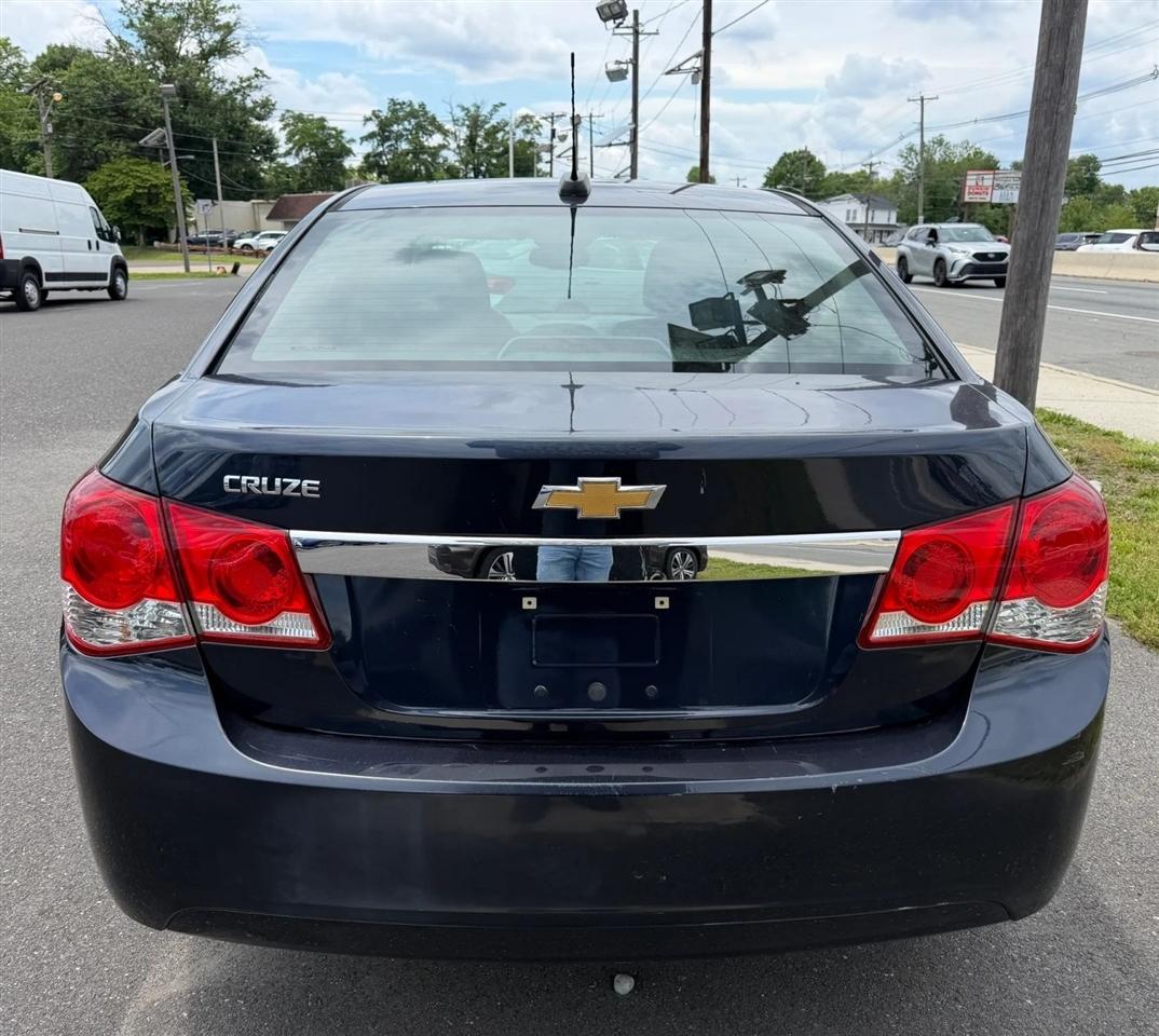Chevrolet Cruze Limited 4dr Sdn Auto LS 2016
