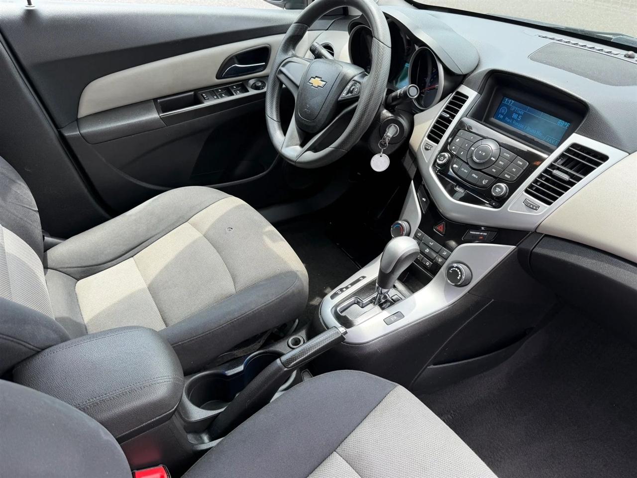 Chevrolet Cruze Limited 4dr Sdn Auto LS 2016