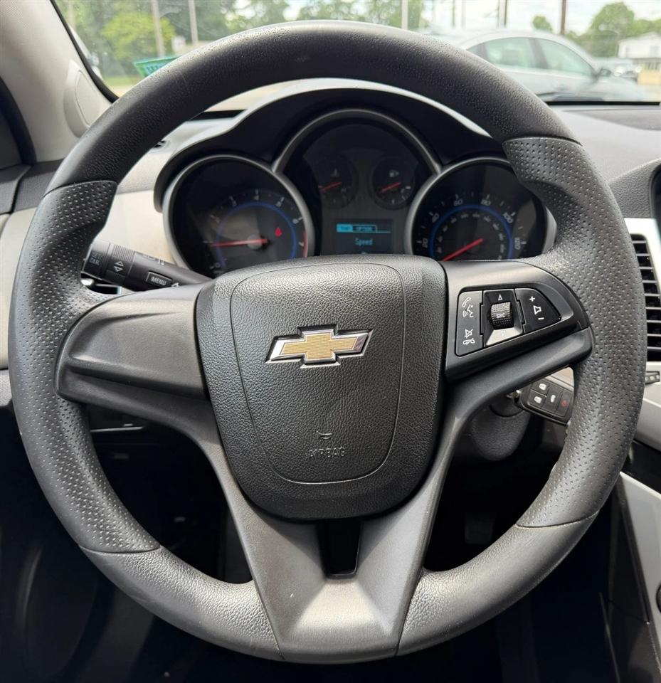 Chevrolet Cruze Limited 4dr Sdn Auto LS 2016