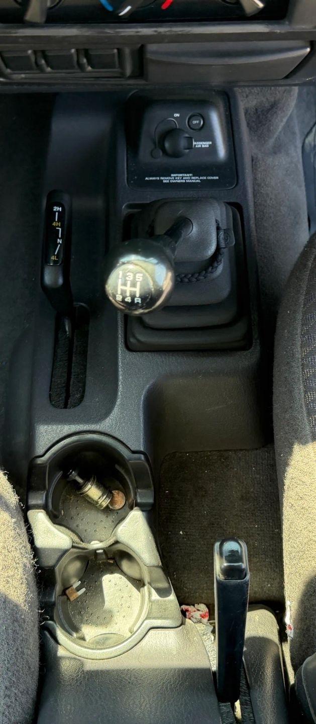 Jeep Wrangler 2dr SE 1999