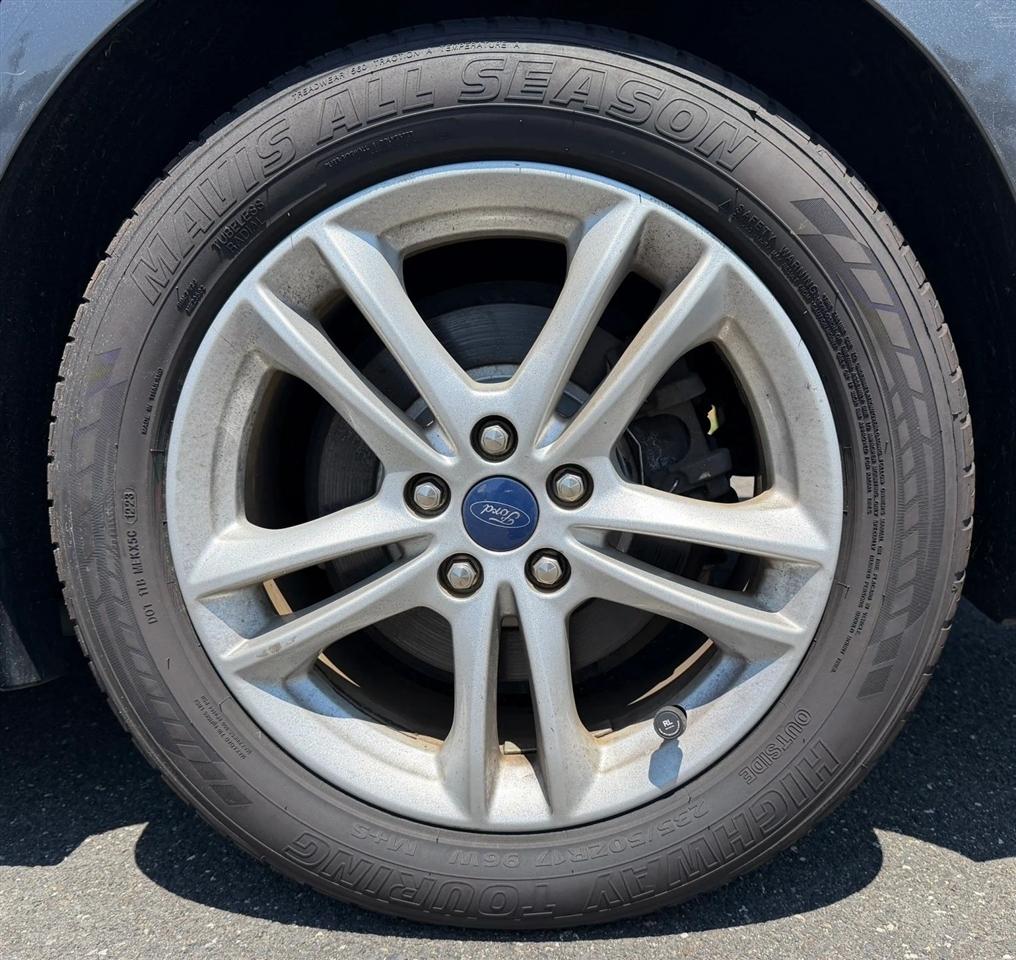 Ford Fusion SE FWD 2018