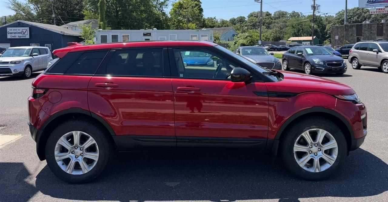 Land Rover Range Rover Evoque 5 Door SE 2017