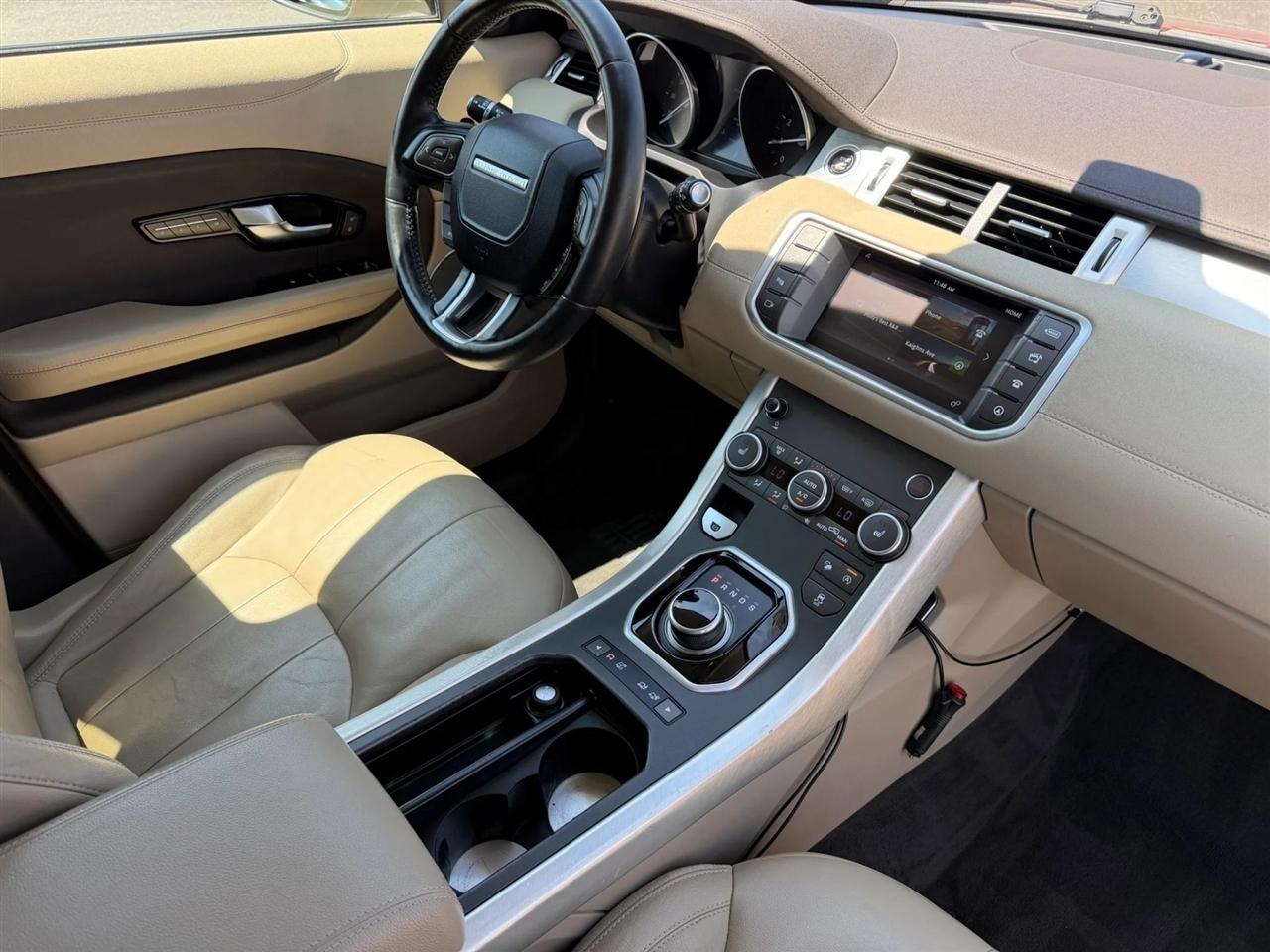 Land Rover Range Rover Evoque 5 Door SE 2017