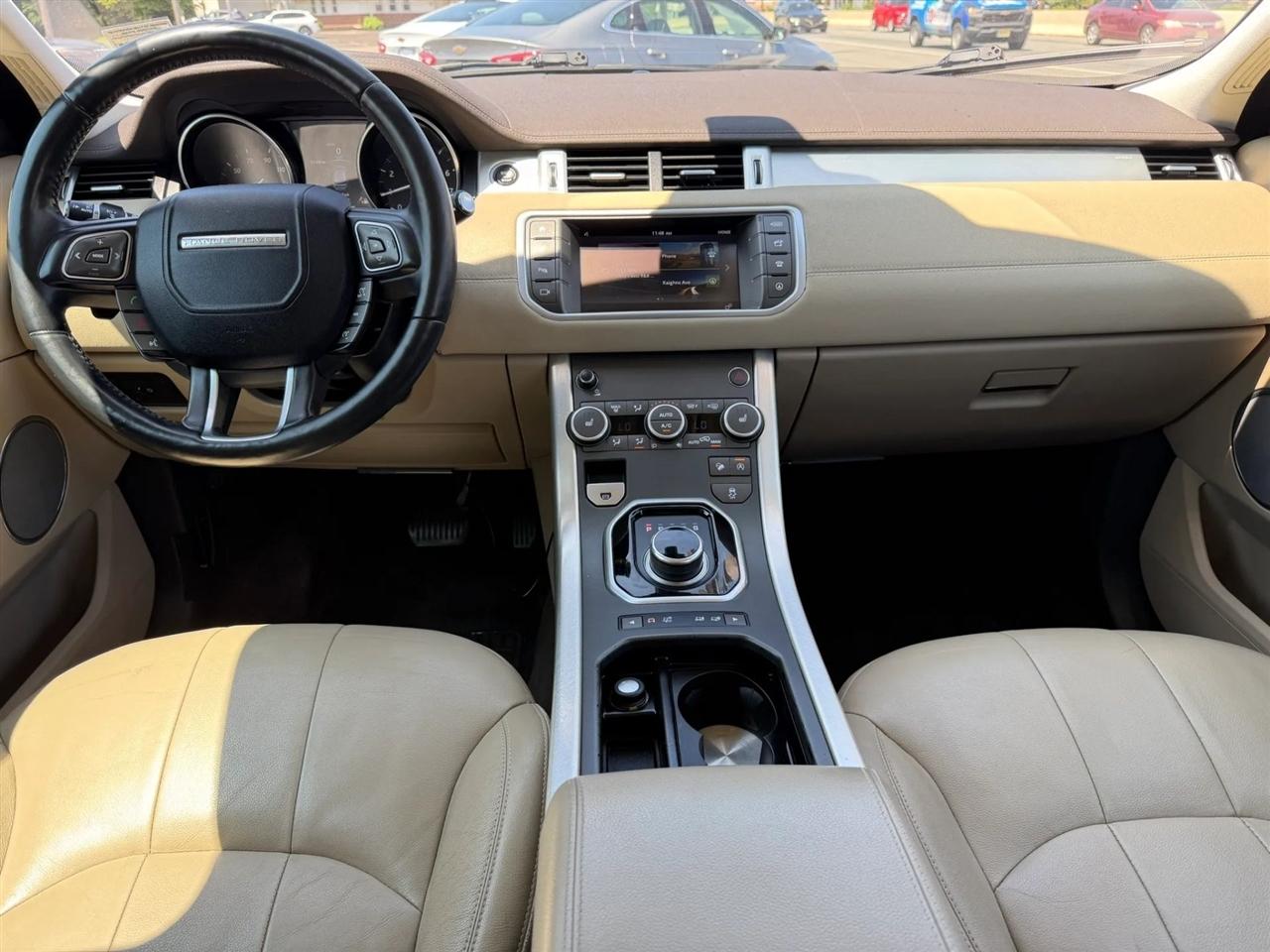 Land Rover Range Rover Evoque 5 Door SE 2017