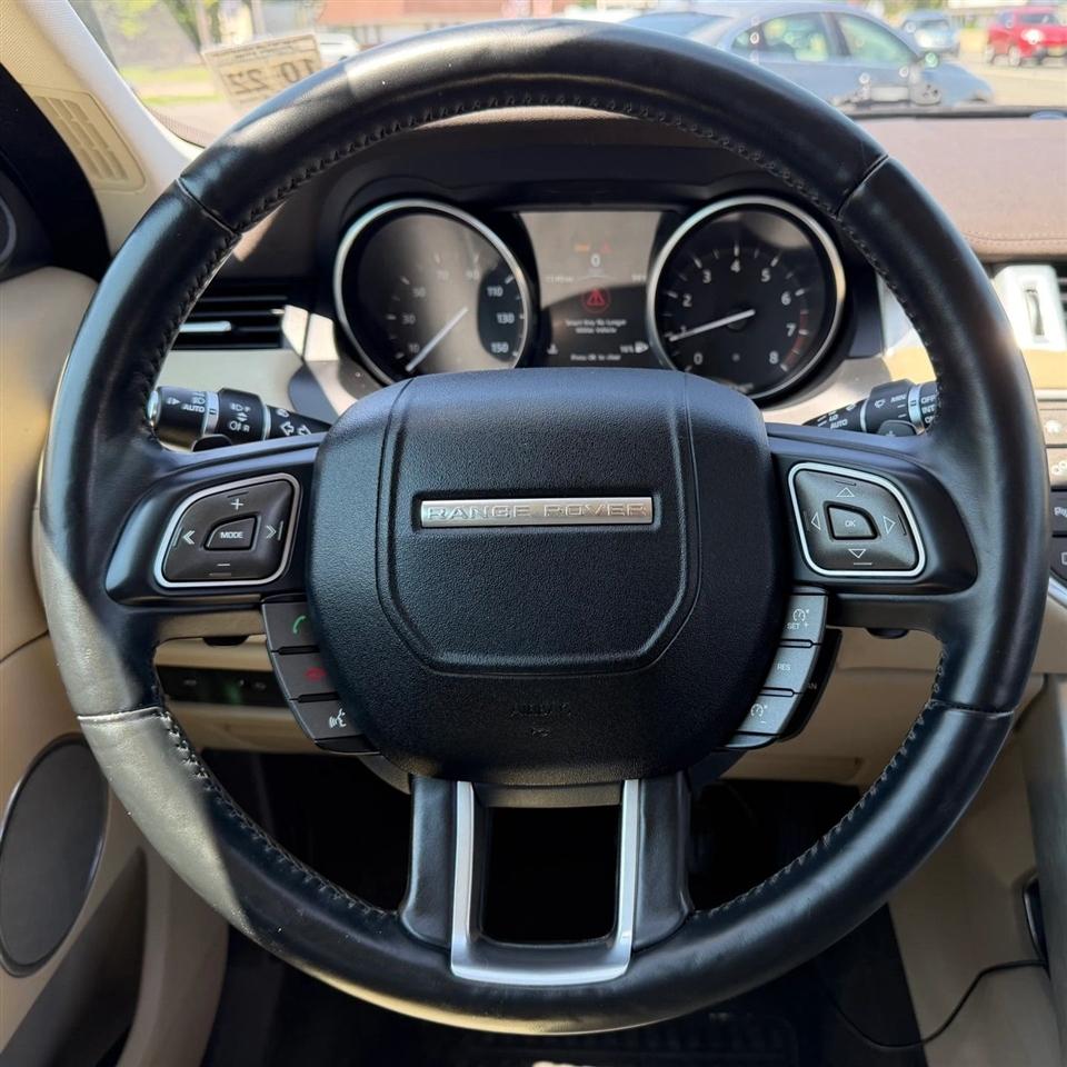 Land Rover Range Rover Evoque 5 Door SE 2017