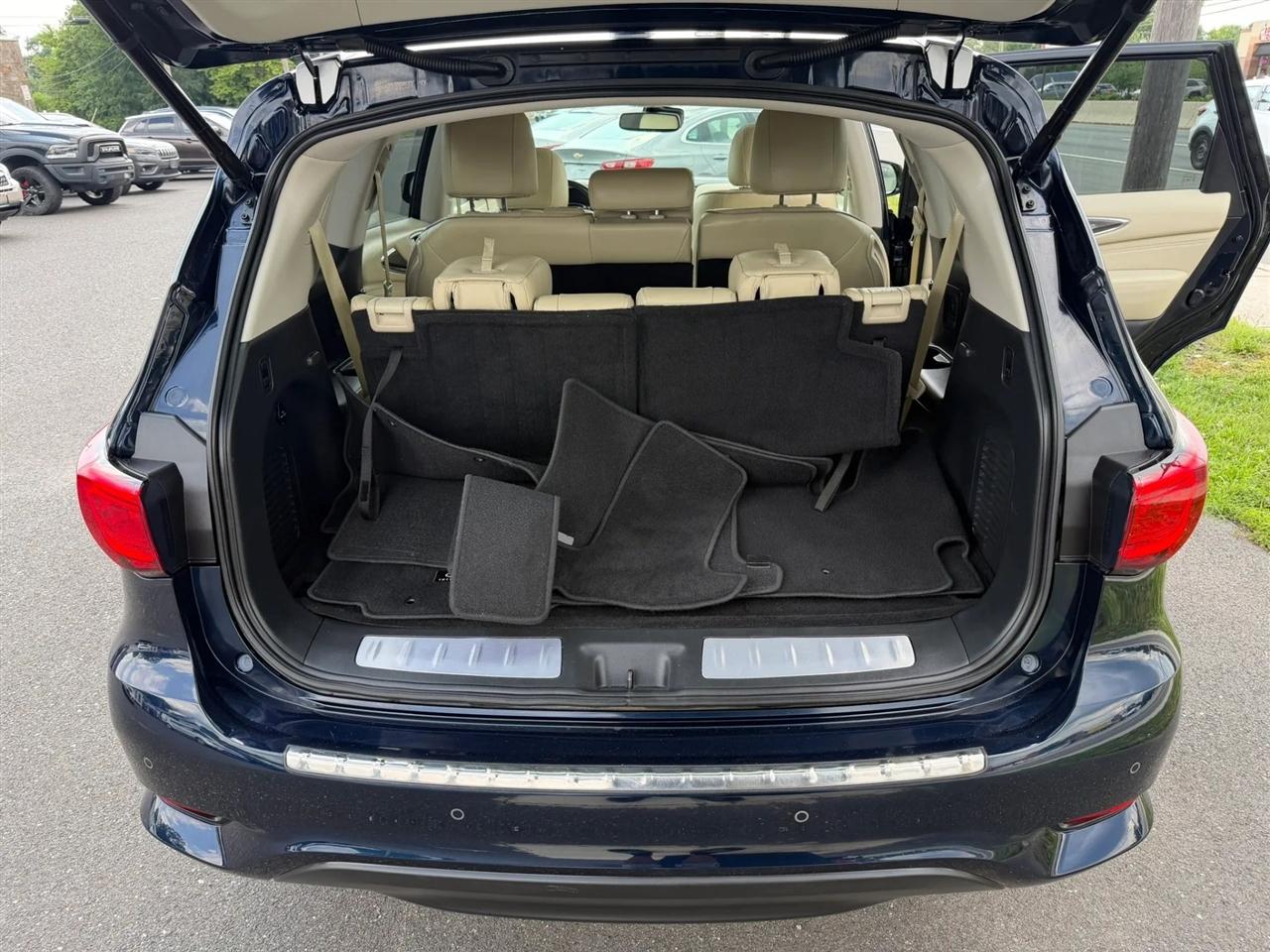 Infiniti QX60 LUXE AWD 2019
