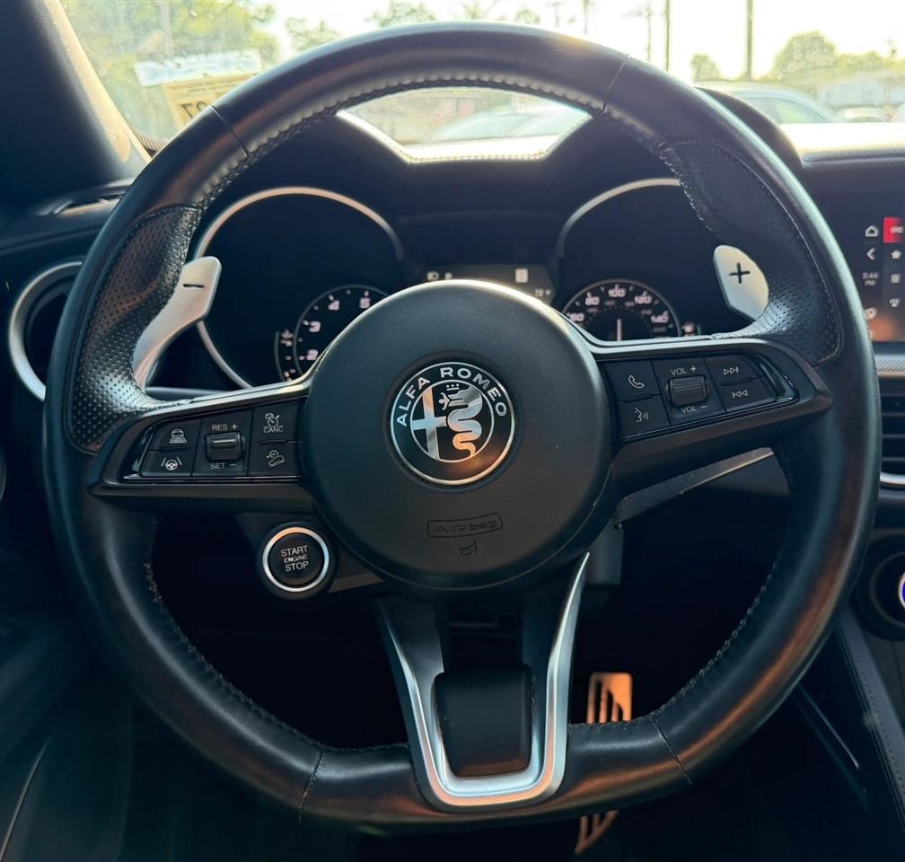 Alfa Romeo Stelvio Veloce AWD 2022
