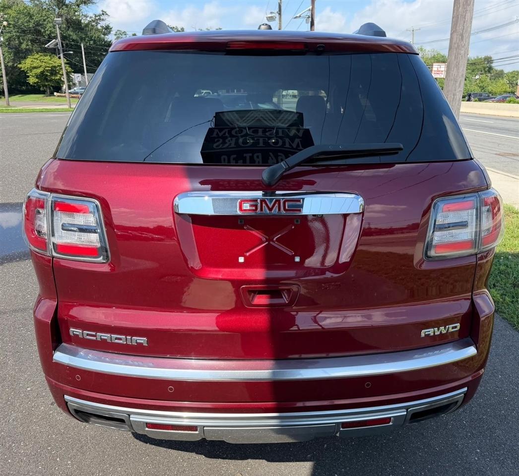 GMC Acadia AWD 4dr Denali 2016