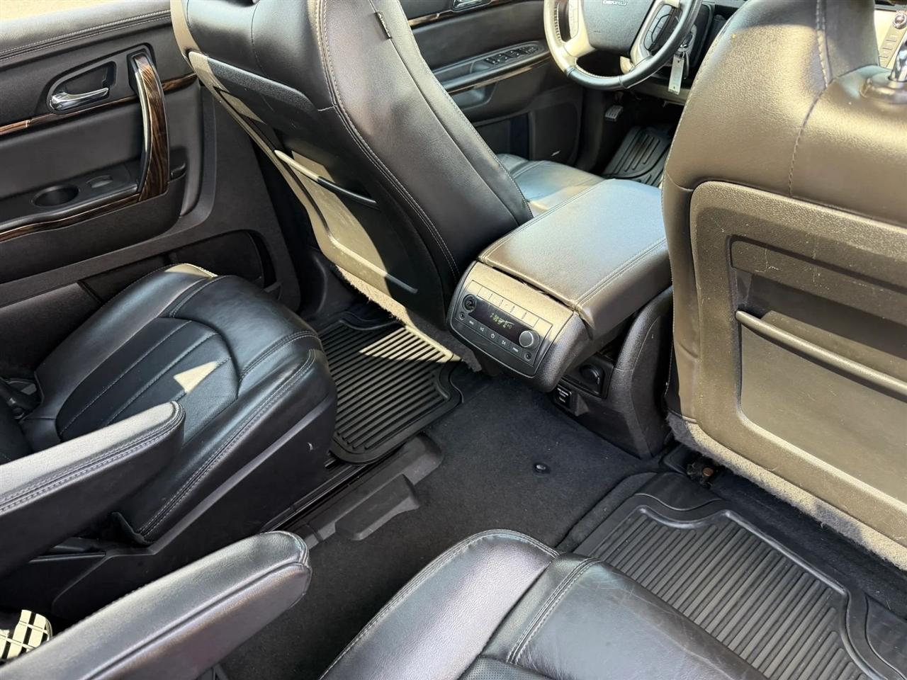 GMC Acadia AWD 4dr Denali 2016