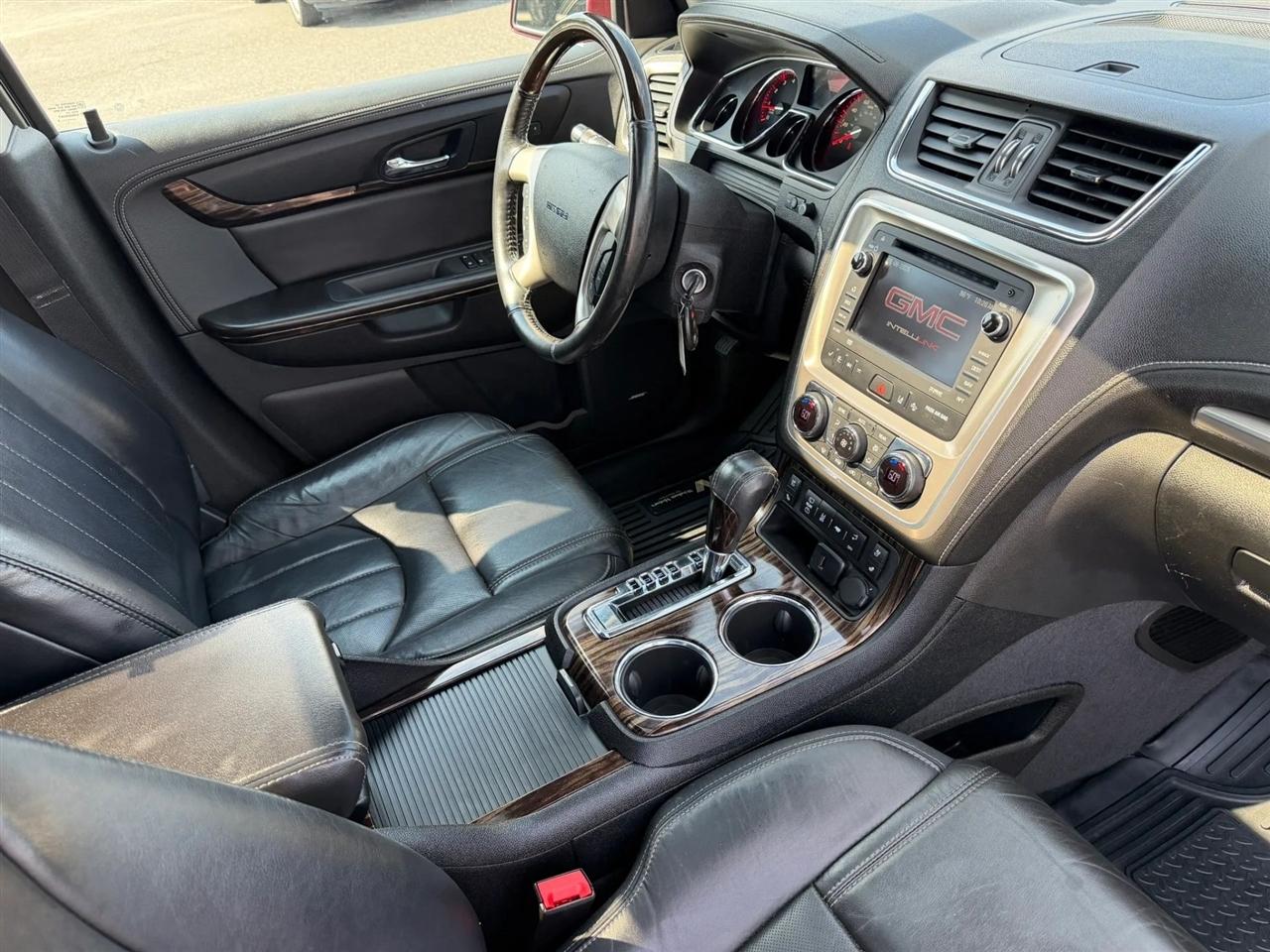 GMC Acadia AWD 4dr Denali 2016