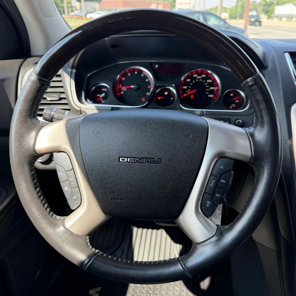 GMC Acadia AWD 4dr Denali 2016