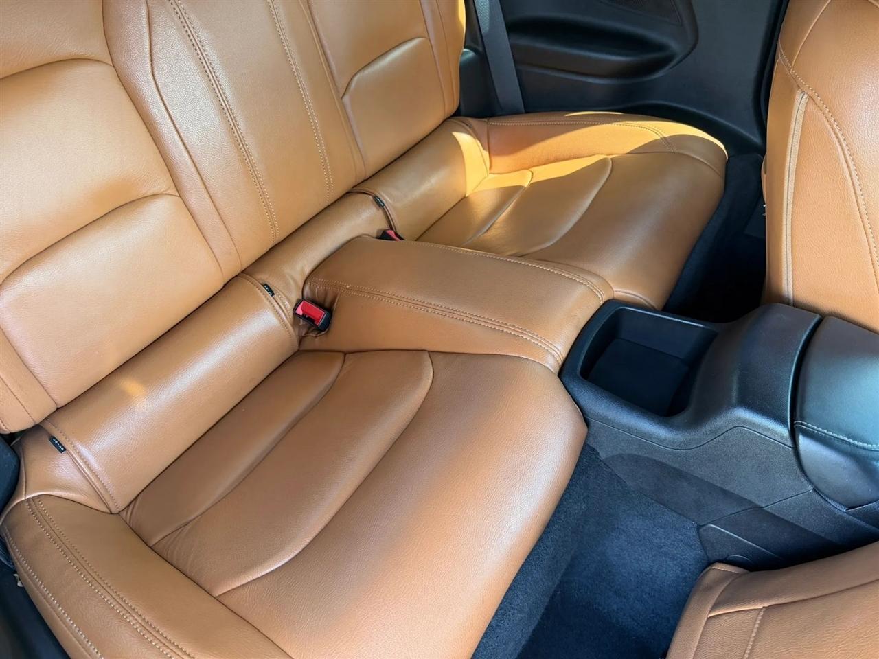 Chevrolet Camaro 2dr Cpe 1LT 2018