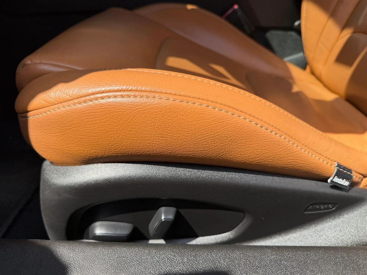 Chevrolet Camaro 2dr Cpe 1LT 2018