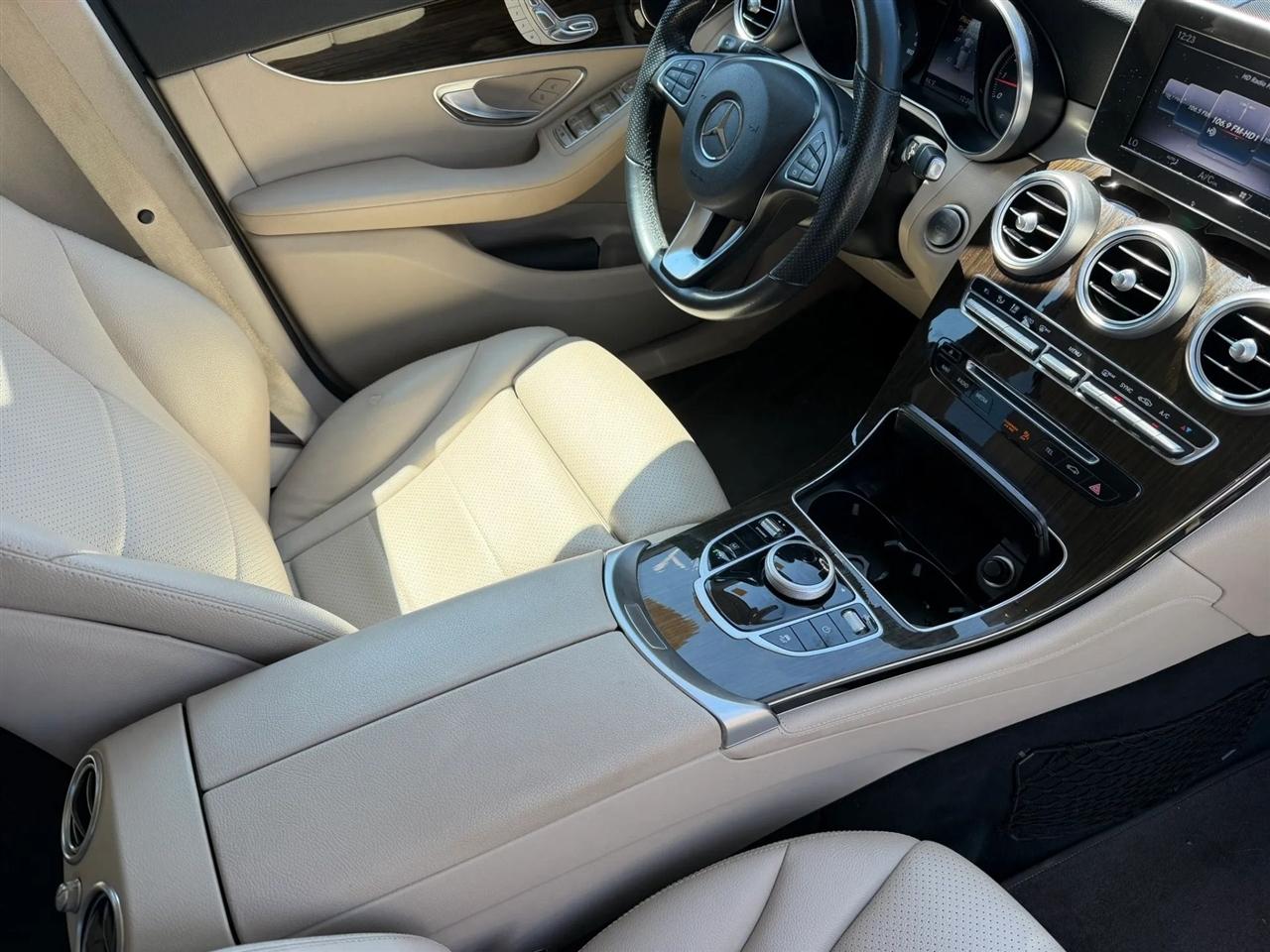 Mercedes-Benz GLC GLC 300 SUV 2019