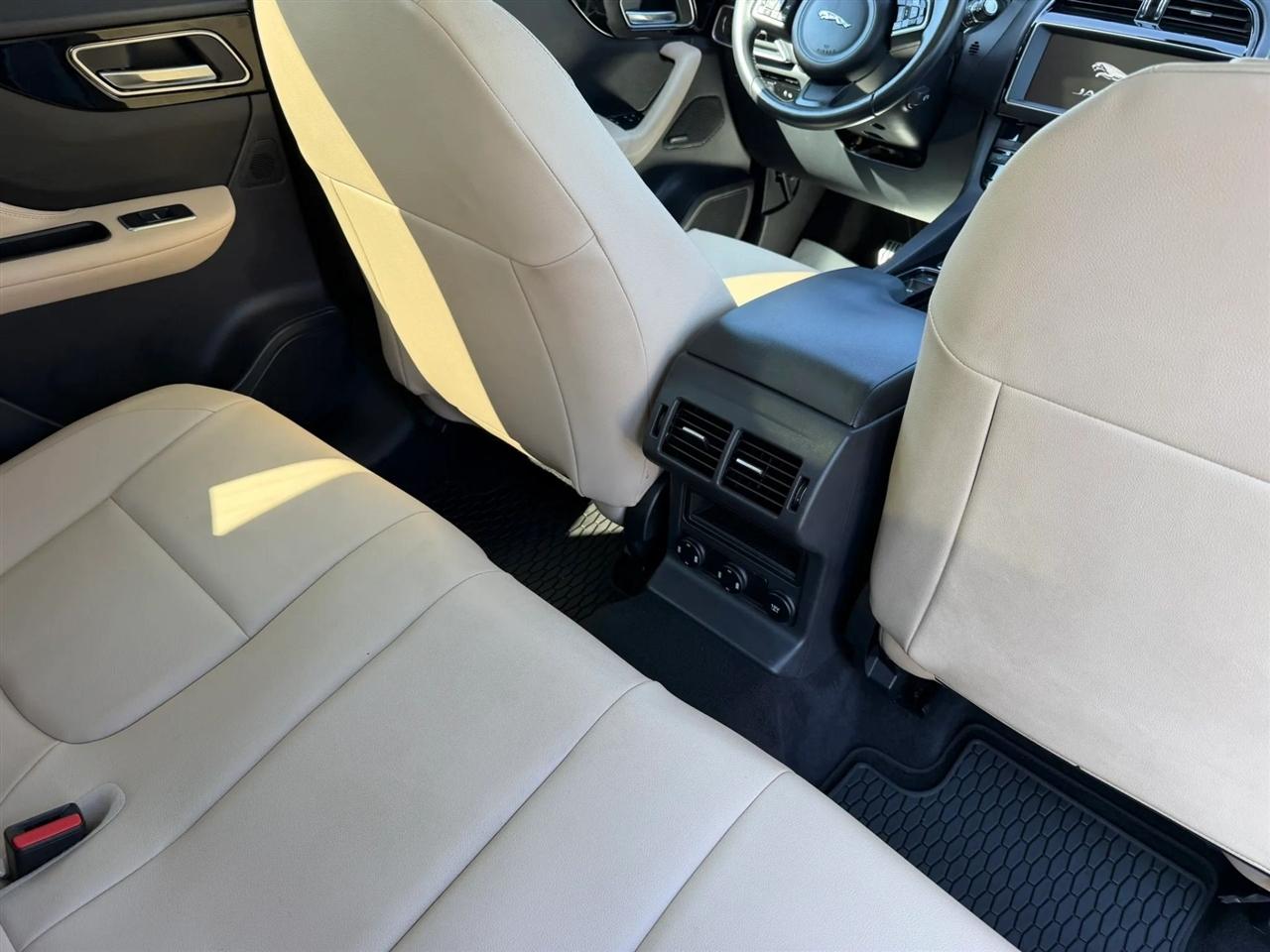 Jaguar F-Pace 25t Premium AWD 2019