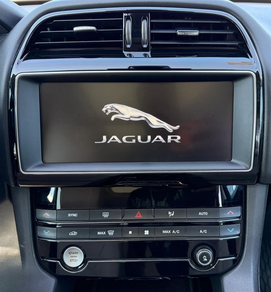 Jaguar F-Pace 25t Premium AWD 2019