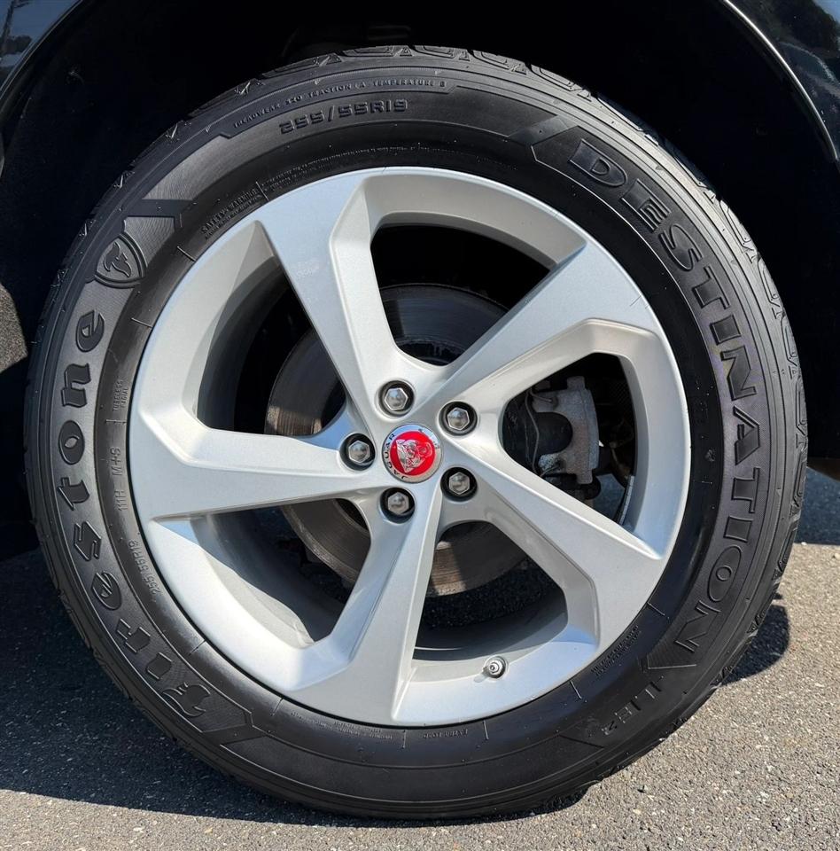 Jaguar F-Pace 25t Premium AWD 2019