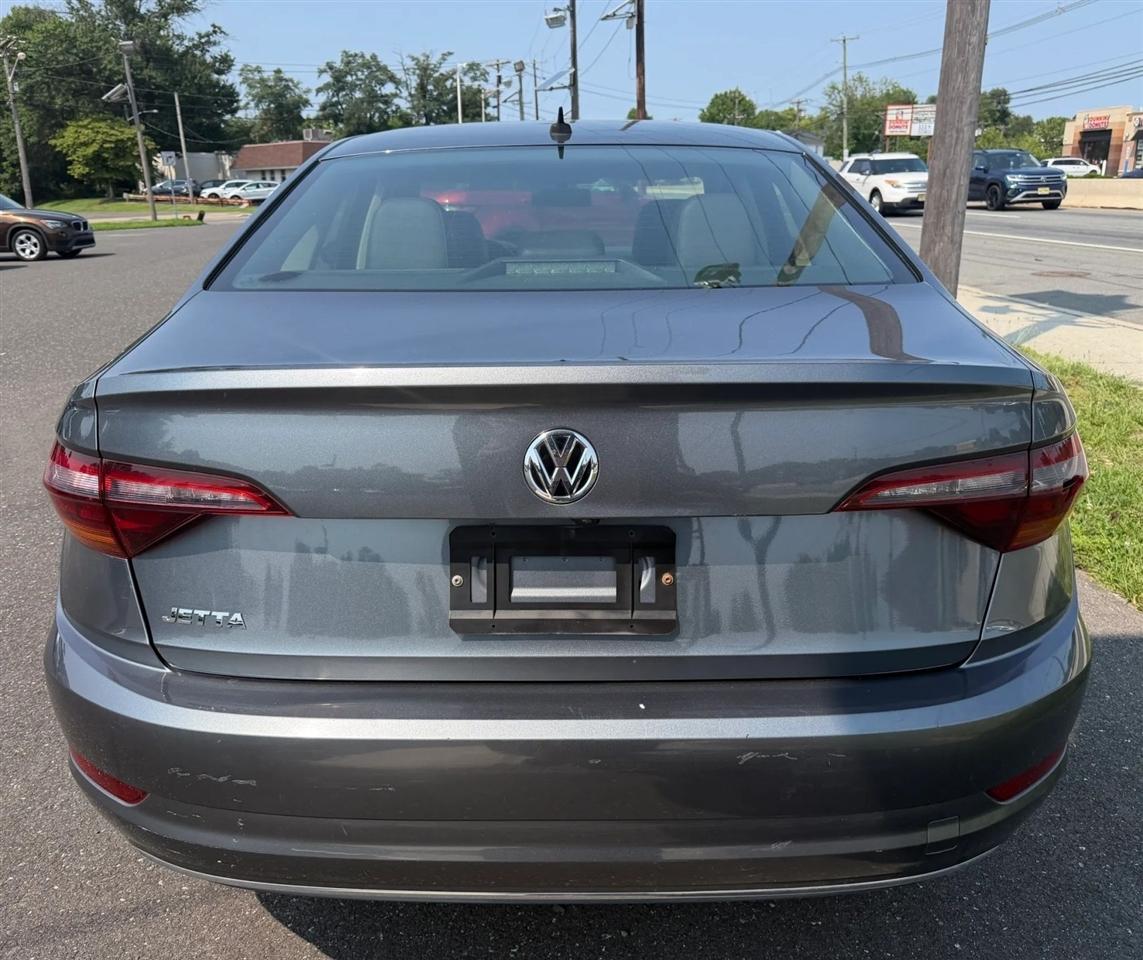 Volkswagen Jetta R-Line Auto w/SULEV 2019