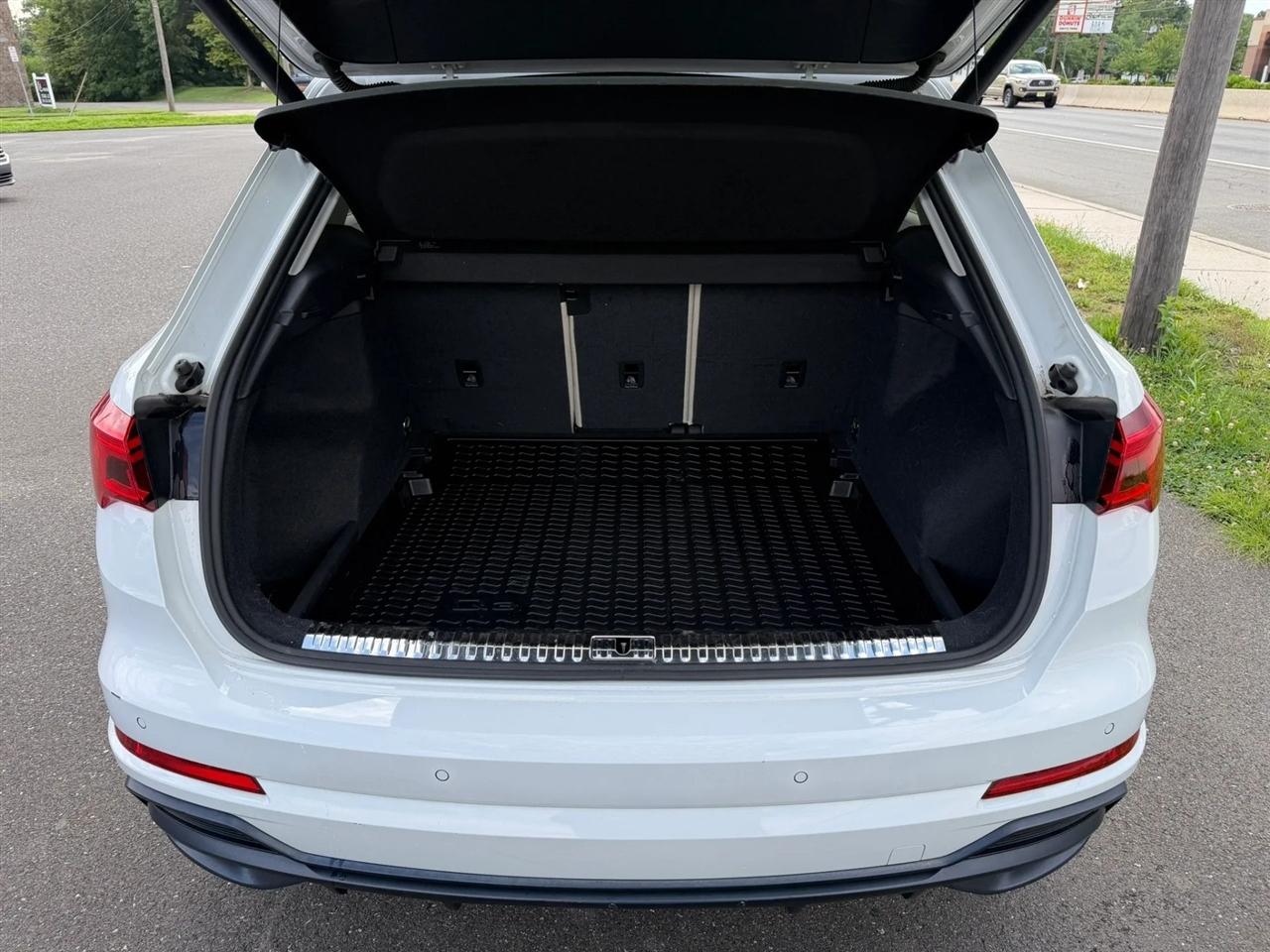Audi Q3 S line Premium 45 TFSI quattro 2021