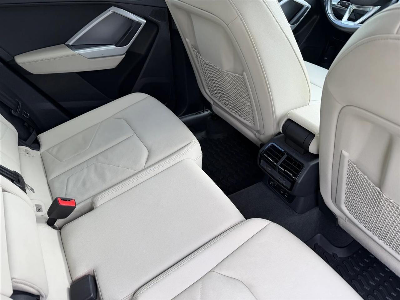 Audi Q3 S line Premium 45 TFSI quattro 2021