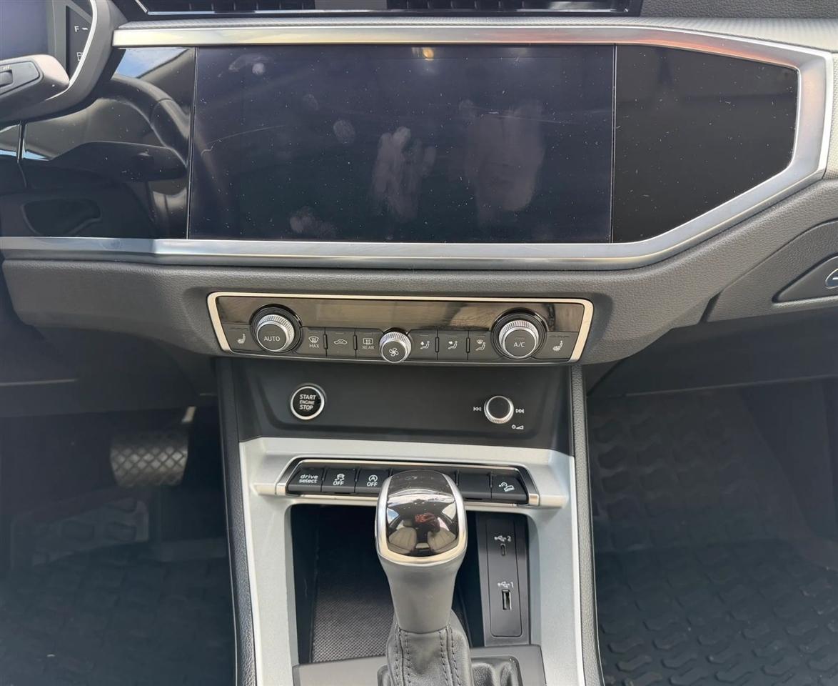 Audi Q3 S line Premium 45 TFSI quattro 2021