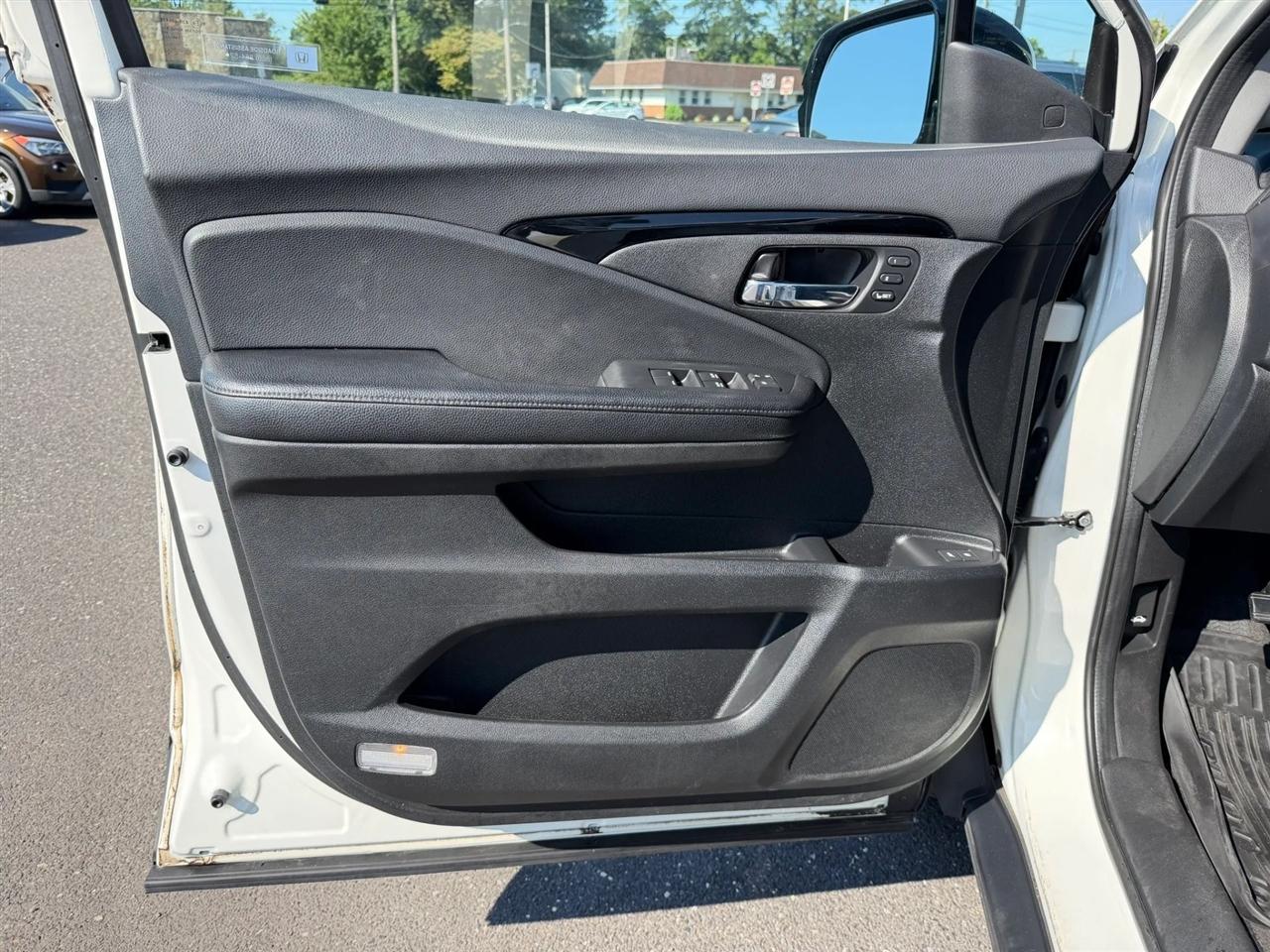 Honda Pilot Elite AWD 2017