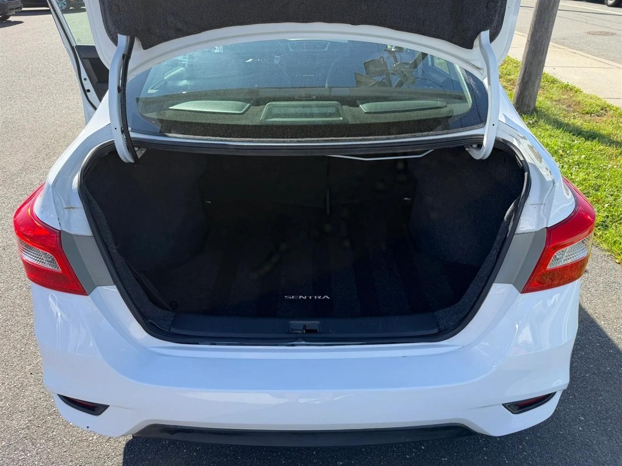 Nissan Sentra S CVT 2017