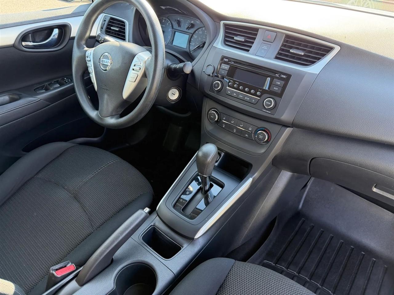 Nissan Sentra S CVT 2017