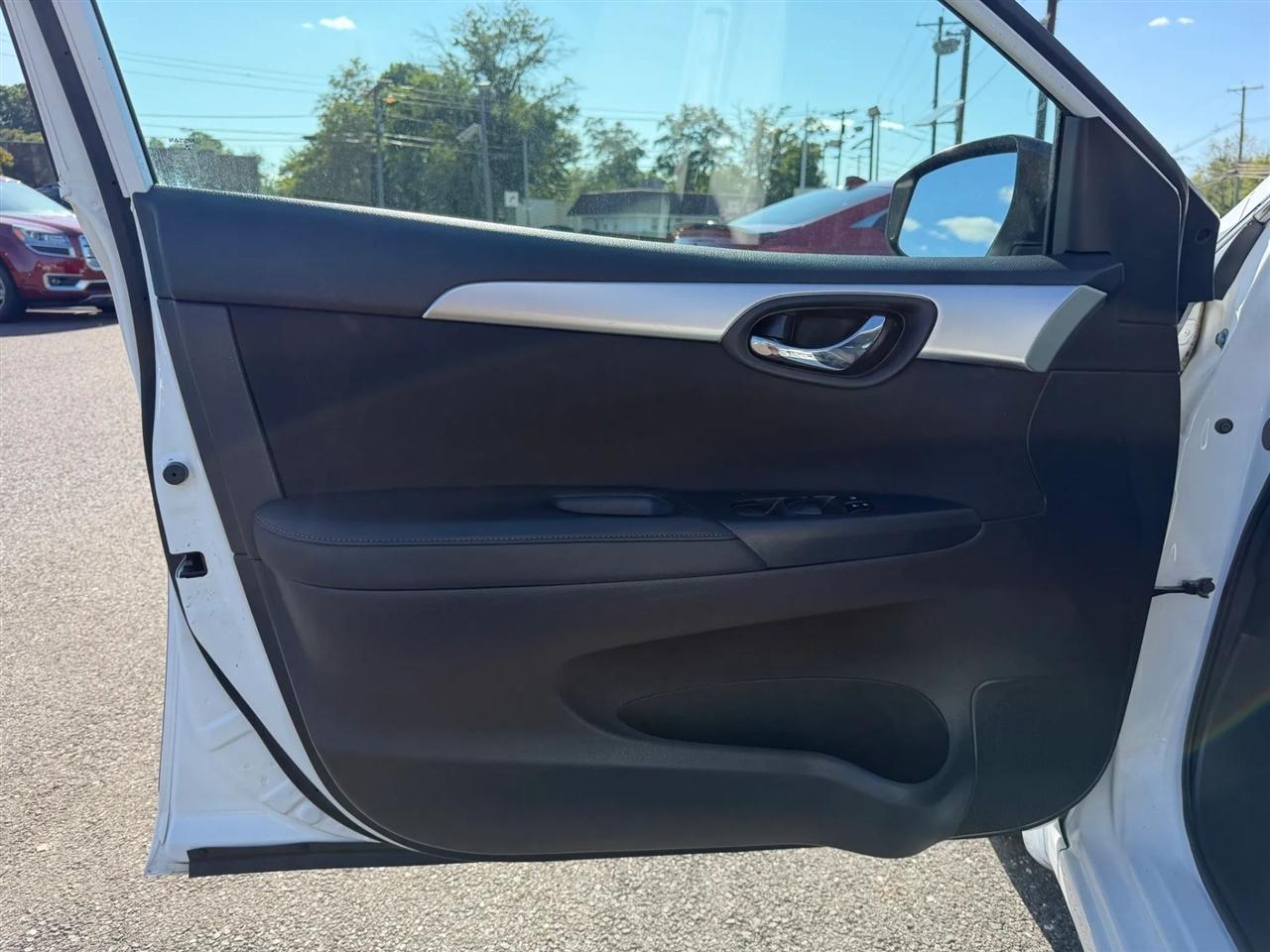 Nissan Sentra S CVT 2017
